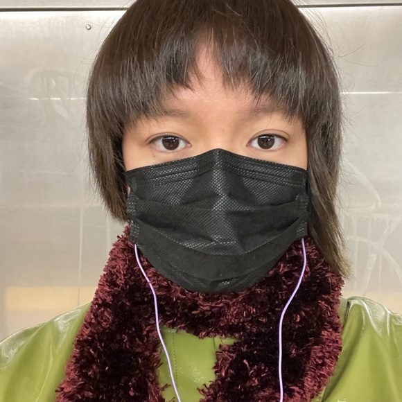 Meet your Posher, Rufina - Picture 1 of 1